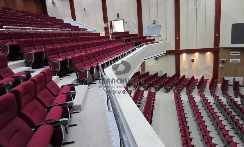 典創專業座椅 典創專業座椅